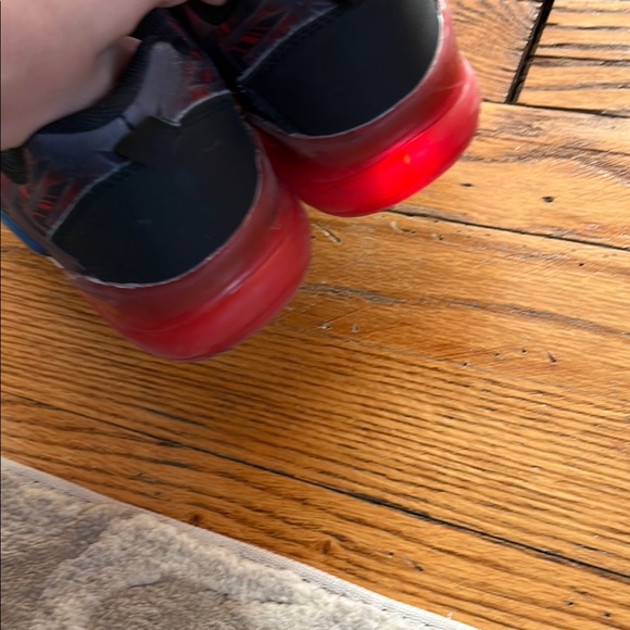 Spiderman Kids Shoes - Black and Red - Picture 4 of 6